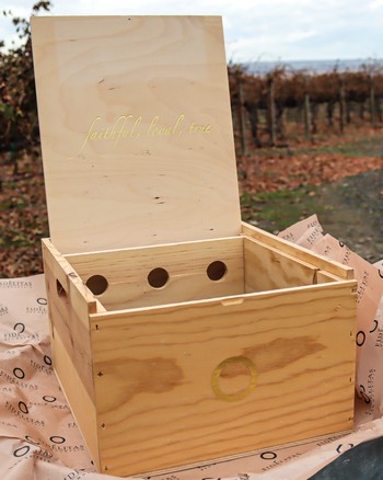 6 Bottle Wood Box